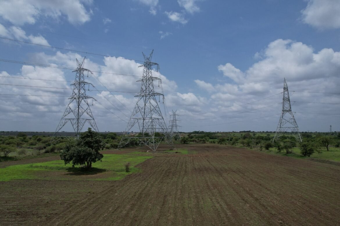 Transrail Lighting Ltd secures ₹822 crore new orders including 400 kV transmission line EPC project in GCC region, boosting FY26 order inflows beyond ₹5,110 crore.