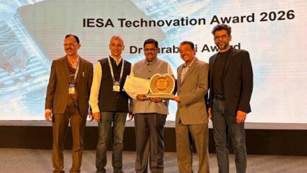 B.V. Naidu receives the IESA Sarabhai Award 2025–26 at IESA Vision Summit 2026 for his contributions to India’s ESDM ecosystem.