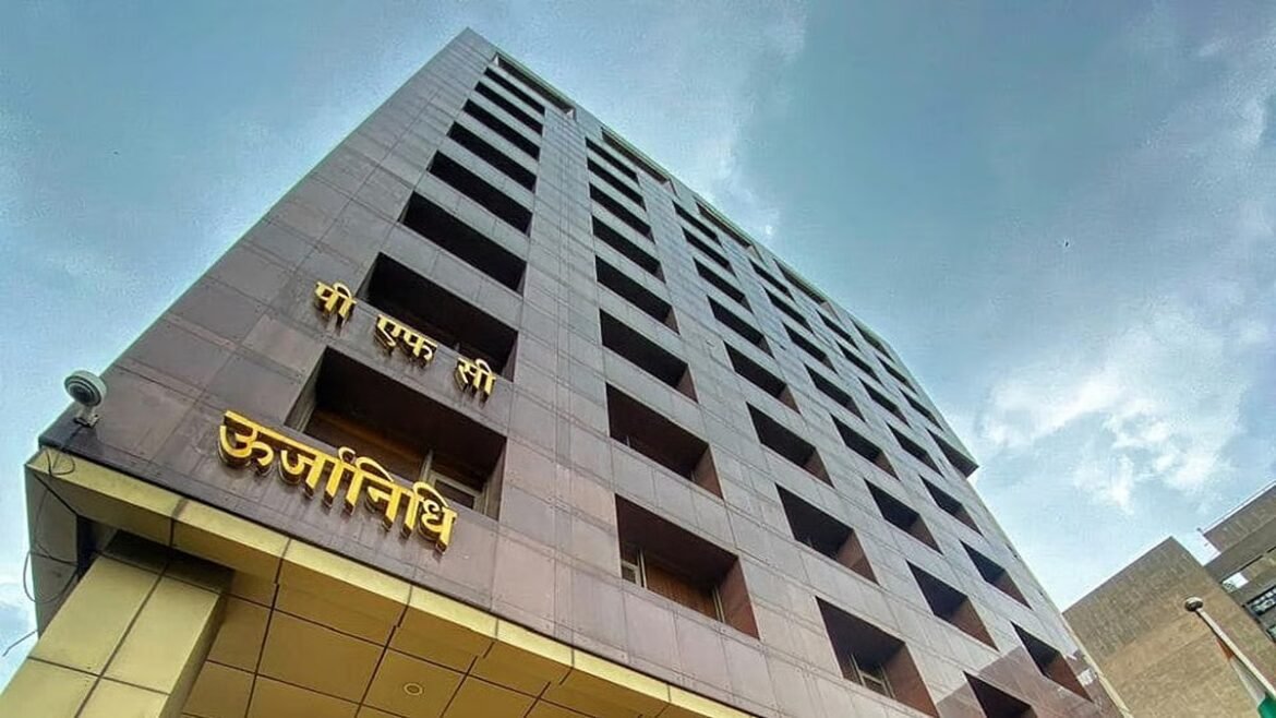PFC Becomes First CPSU and NBFC to Tap International Bond Market Post RBI Swap Facility, Raises USD 300 Million Bond Issue
